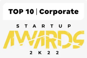 Imagem de um texto, em que o título é TOP 10 Corporate, na cor preta. Abaixo, há a palavra Startup na cor preta e, depois, aparece em tamanho maior e em formato estilizado, a palavra Awards na cor amarela, sendo cortada por uma linha branca. Em seguida, aparece 2k22.