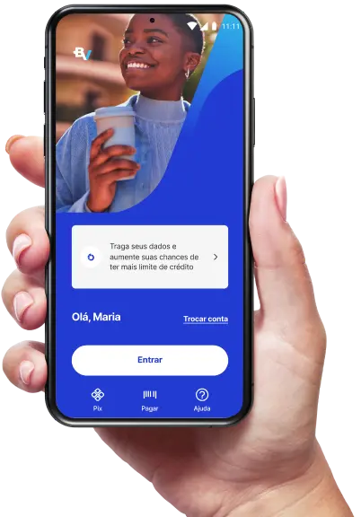 Imagem de uma mão segurando um smartphone aberto na tela de login do app BV.